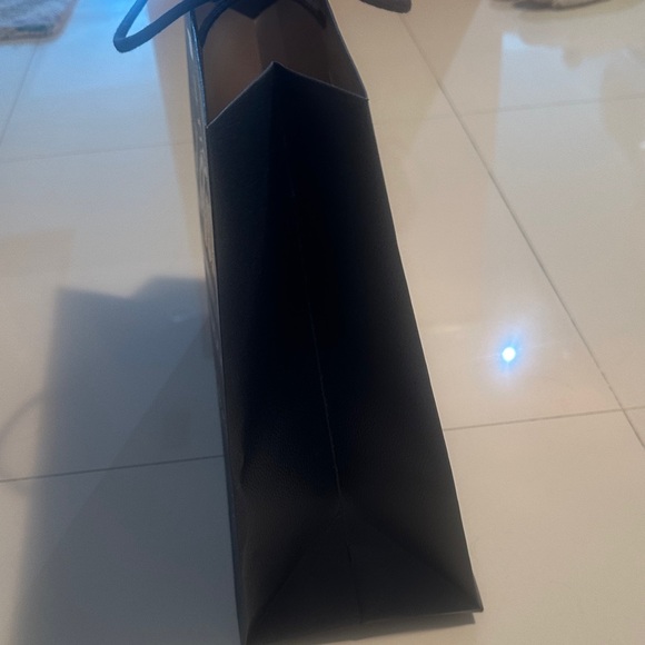 Louis Vuitton Black and Gold Shopping Bag - Picture 4 of 5